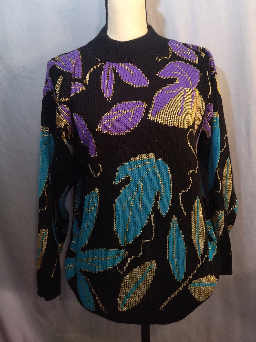 Vintage 90s Knit Sweater With Floral and Leaf Print